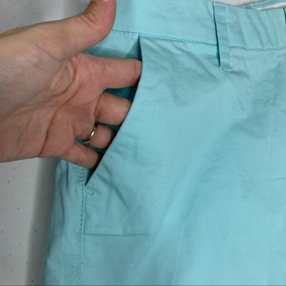 NWT 3.5” old navy chino shorts size 0 light blue - Picture 2 of 6
